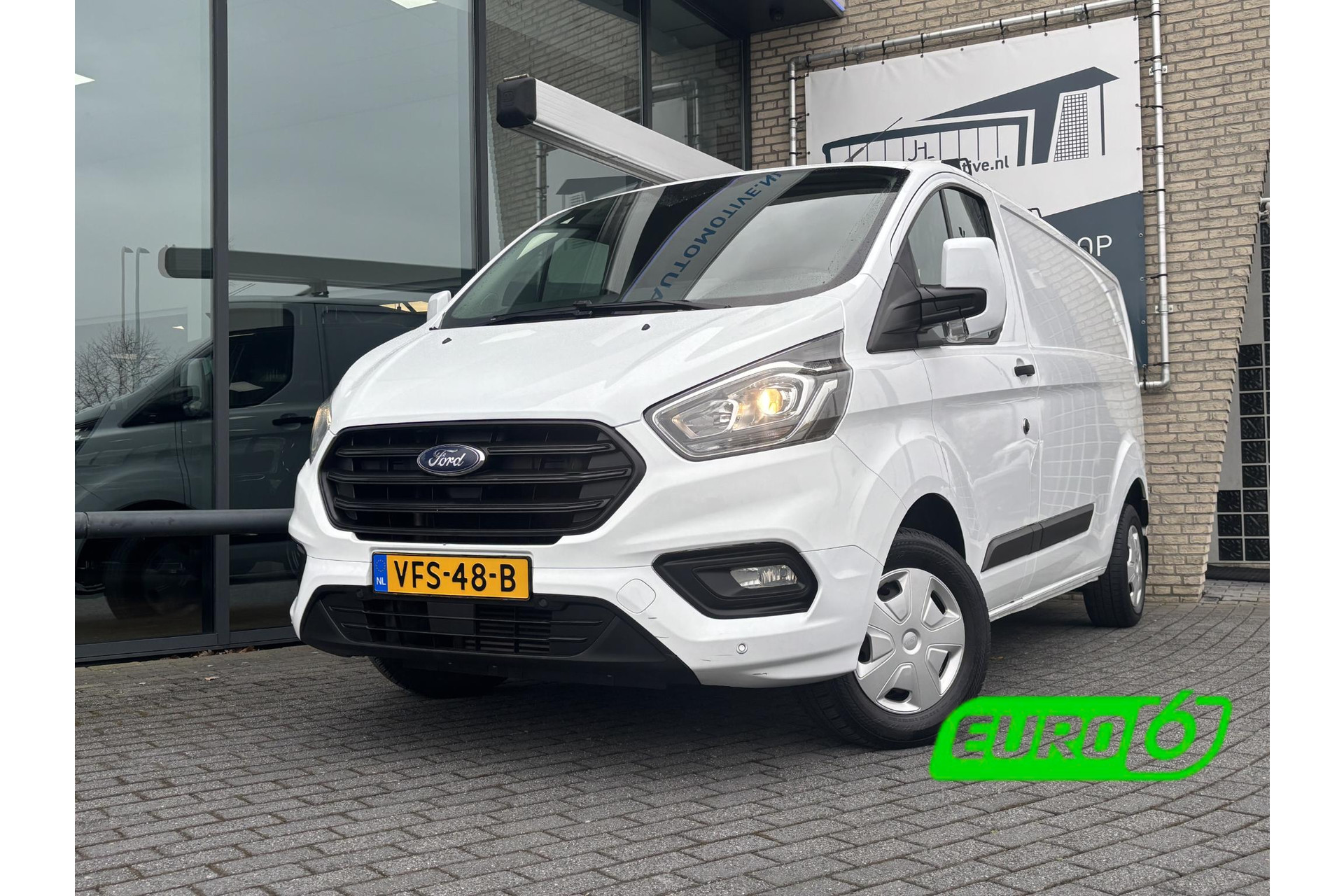 Ford Transit Custom 300 2.0 TDCI L2H1*A/C*CRUISE*NAVI*IMPERIAAL*